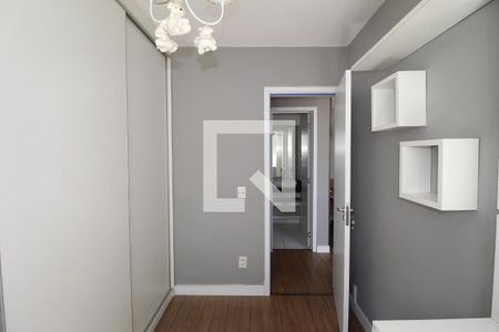 Quarto  de apartamento à venda com 2 quartos, 53m² em Jardim Itu, Porto Alegre