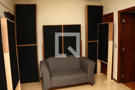 Sala de apartamento à venda com 2 quartos, 70m² em Funcionários, Belo Horizonte