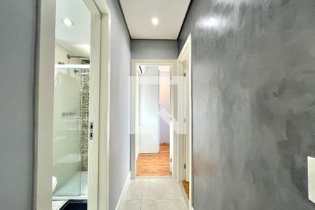 Corredor de apartamento para alugar com 2 quartos, 74m² em Vila Santa Catarina, São Paulo