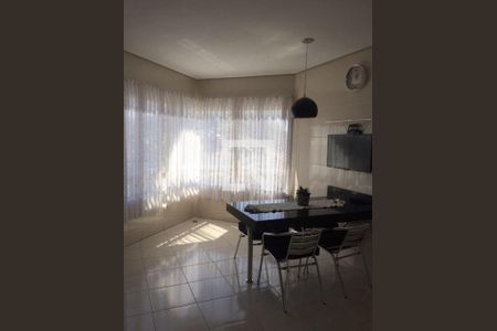 Casa à venda com 4 quartos, 500m² em Parque Terra Nova II, São Bernardo do Campo