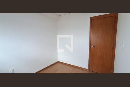 Quarto de apartamento para alugar com 2 quartos, 36m² em Vila Palmares, São Caetano do Sul