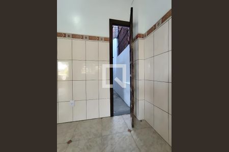 Cozinha de casa para alugar com 2 quartos, 69m² em Glória, Belo Horizonte