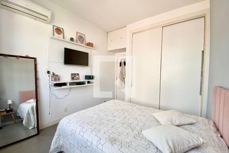 Quarto de apartamento para alugar com 2 quartos, 80m² em Botafogo, Rio de Janeiro