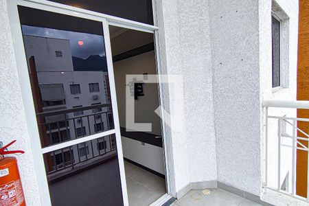 Varanda de apartamento à venda com 2 quartos, 50m² em Anil, Rio de Janeiro