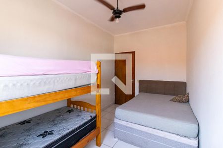 Quarto de casa de condomínio para alugar com 1 quarto, 60m² em Maracanã, Praia Grande