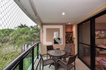 Varanda de apartamento para alugar com 3 quartos, 191m² em Vila Suzana, São Paulo