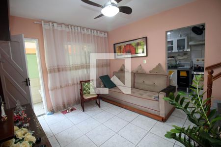 Sala de casa à venda com 4 quartos, 127m² em Irajá, Rio de Janeiro