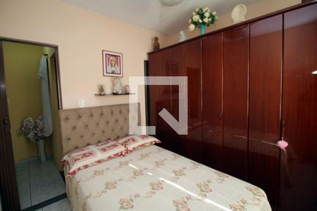 Quarto 2 de casa à venda com 4 quartos, 127m² em Irajá, Rio de Janeiro