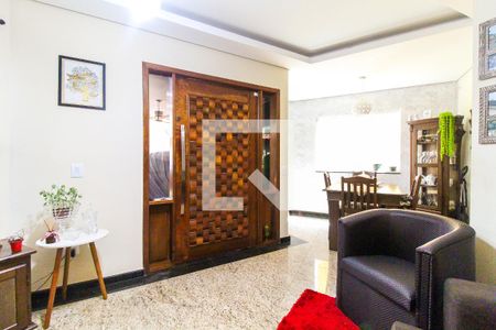 Sala de casa à venda com 3 quartos, 197m² em Vila Jacuí, São Paulo