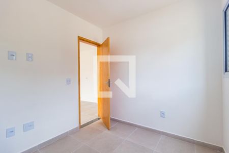 Quarto de apartamento à venda com 2 quartos, 47m² em Vila Bertioga, São Paulo