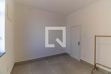 Quarto de apartamento à venda com 2 quartos, 99m² em Charitas, Niterói