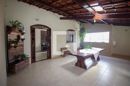 Varanda da Sala de casa à venda com 4 quartos, 360m² em Jardim do Lago, Contagem