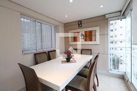 Sacada de apartamento à venda com 2 quartos, 122m² em Tatuapé, São Paulo