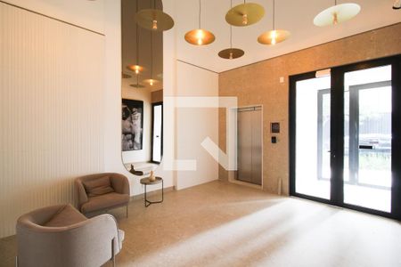 Hall social de kitnet/studio para alugar com 1 quarto, 38m² em Indianópolis, São Paulo