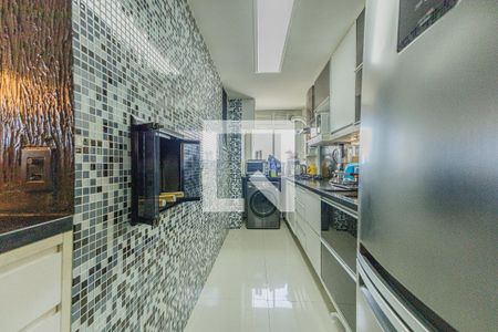 Cozinha de apartamento à venda com 3 quartos, 80m² em Jardim Carvalho, Porto Alegre