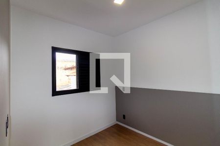 Quarto 1 de apartamento para alugar com 2 quartos, 45m² em Vila Fernandes, São Paulo