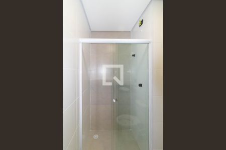 Banheiro de apartamento para alugar com 2 quartos, 45m² em Vila Fernandes, São Paulo