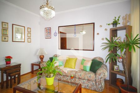Sala de Estar de casa à venda com 4 quartos, 300m² em Passo D’areia, Porto Alegre