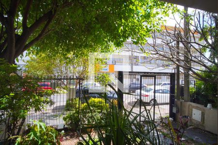  Vista da Sala de Estar de casa à venda com 4 quartos, 300m² em Passo D’areia, Porto Alegre