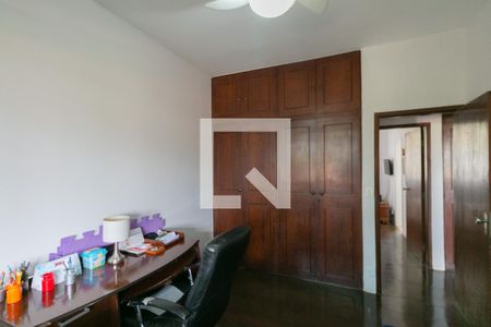 Quarto 1 de casa à venda com 3 quartos, 360m² em Santa Branca, Belo Horizonte