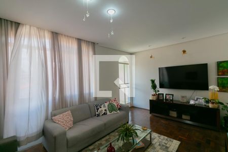 Sala de casa à venda com 3 quartos, 360m² em Santa Branca, Belo Horizonte