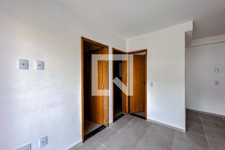 Sala de apartamento à venda com 2 quartos, 38m² em Vila Bertioga, São Paulo