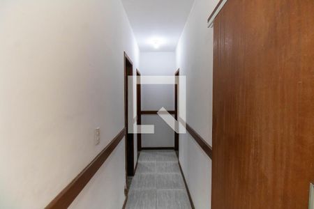 Corredor de casa de condomínio para alugar com 4 quartos, 100m² em Fonseca, Niterói