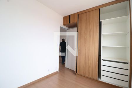 Quarto 1 de apartamento para alugar com 2 quartos, 55m² em Jardim Espanha, Uberlândia