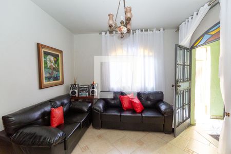 Sala de casa para alugar com 3 quartos, 344m² em Barreiro, Belo Horizonte