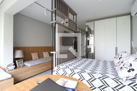 Sala/Quarto de kitnet/studio à venda com 1 quarto, 34m² em Indianópolis, São Paulo