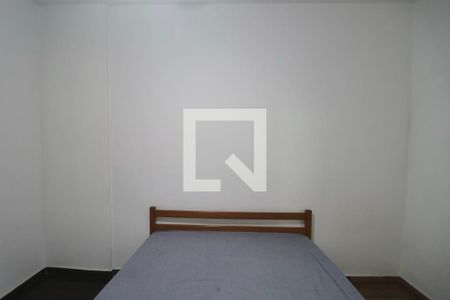 Quarto de apartamento para alugar com 3 quartos, 76m² em Jardim Vitoria, Guarujá