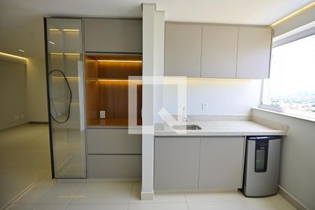 Sala/Cozinha de apartamento para alugar com 3 quartos, 77m² em Setor Faicalville, Goiânia