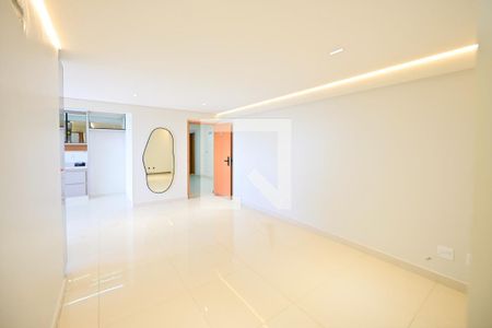 Sala/Cozinha de apartamento para alugar com 3 quartos, 77m² em Setor Faicalville, Goiânia