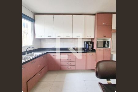 Sala/Cozinha de casa para alugar com 3 quartos, 210m² em Piratininga, Osasco