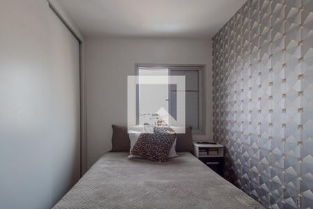 Quarto 1 de apartamento à venda com 2 quartos, 70m² em Vila Santana, São Paulo