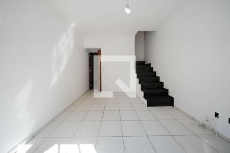 Sala de casa de condomínio à venda com 2 quartos, 109m² em Vila Libanesa, São Paulo