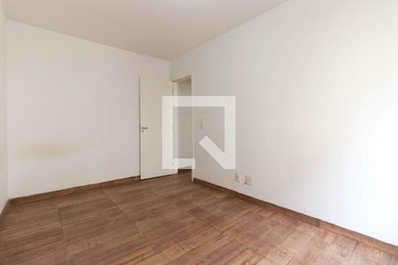 Quarto 1 de apartamento para alugar com 2 quartos, 51m² em Jardim Santa Emilia, São Paulo