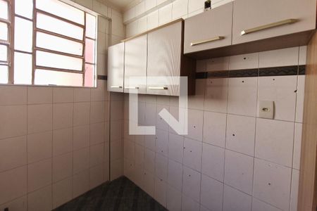 Cozinha de apartamento à venda com 2 quartos, 57m² em Parque Residencial Vila União, Campinas