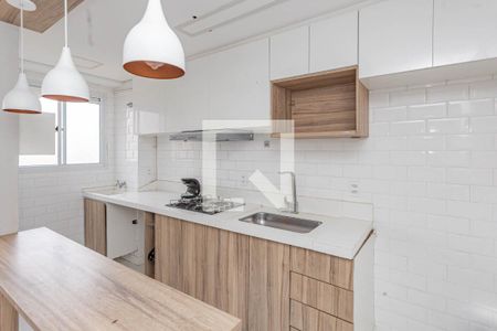 Cozinha de apartamento para alugar com 2 quartos, 40m² em Parque Bristol, São Paulo