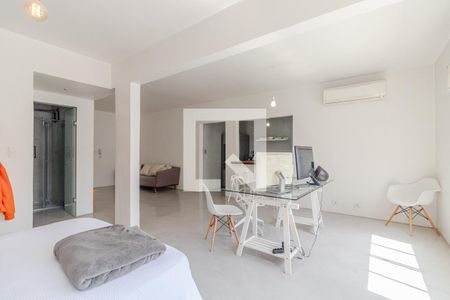Sala/Quarto de apartamento à venda com 1 quarto, 56m² em Pinheiros, São Paulo