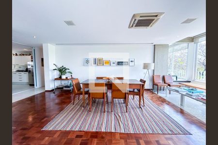 Apartamento à venda com 3 quartos, 242m² em Jardim Paulista, São Paulo