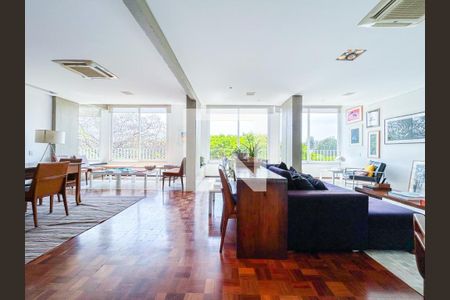 Apartamento à venda com 3 quartos, 242m² em Jardim Paulista, São Paulo