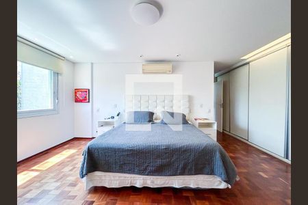 Apartamento à venda com 3 quartos, 242m² em Jardim Paulista, São Paulo