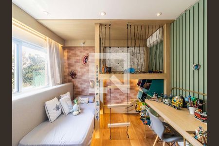 Casa à venda com 5 quartos, 1200m² em Jardim Leonor, São Paulo