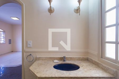 Lavabo de casa para alugar com 3 quartos, 240m² em Alto da Mooca, São Paulo