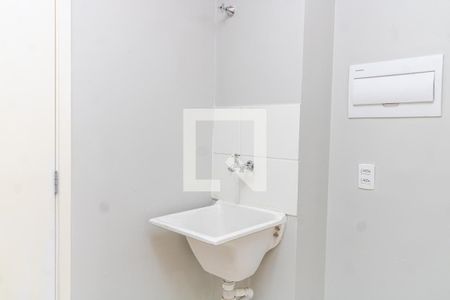 Sala/Cozinha de apartamento para alugar com 1 quarto, 29m² em Parque Vitoria, São Paulo