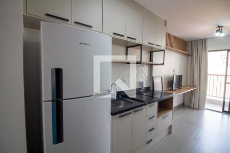 Studio de kitnet/studio para alugar com 1 quarto, 26m² em Jardim das Acacias, São Paulo