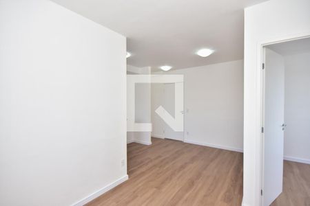 Sala de apartamento para alugar com 2 quartos, 42m² em Parque Arariba, São Paulo