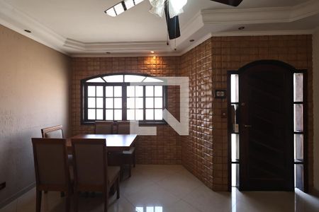 Sala de casa à venda com 3 quartos, 207m² em Vila Camilópolis, Santo André