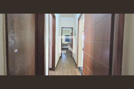 Corredor de casa de condomínio à venda com 3 quartos, 214m² em Cascalheira, Lagoa Santa